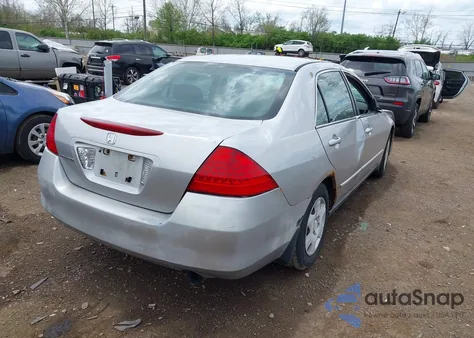 2006 Honda Accord 2.4 Lx from USA, damaged, VIN 3HGCM56476G708860